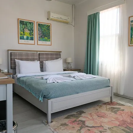 Garden Palace Boutique 2* كوشاداسيه