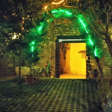 Garden Palace Boutique 2*