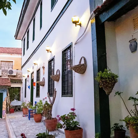 Garden Palace Boutique Hotel 2*