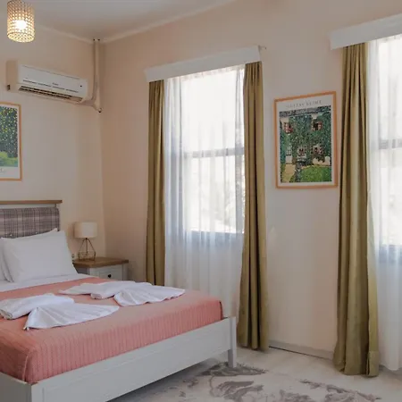 Garden Palace Boutique Kusadası
