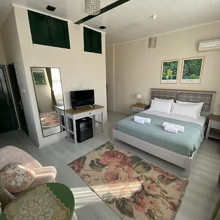 Garden Palace Boutique 2*