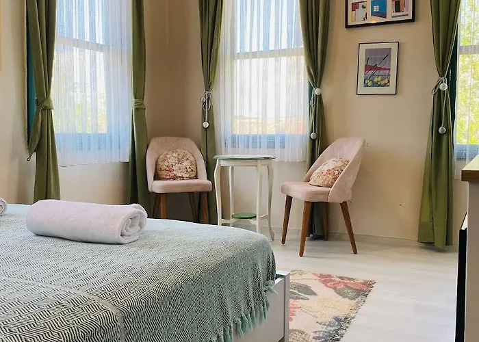 Отель Garden Palace Boutique