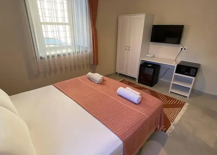 Garden Palace Boutique Отель Кушадасы