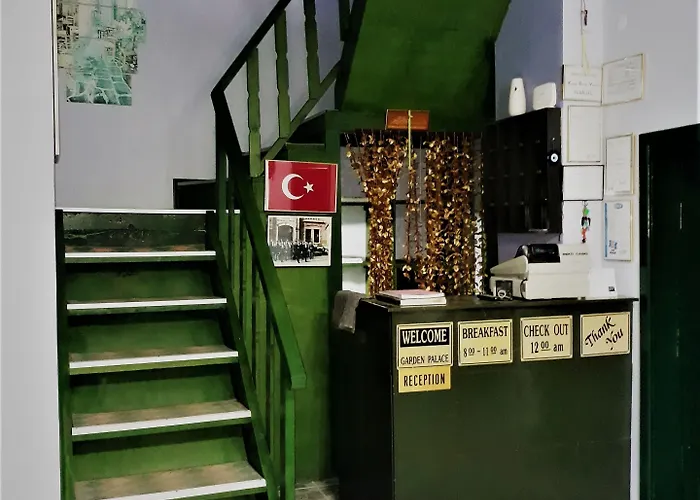 Отель Garden Palace Boutique