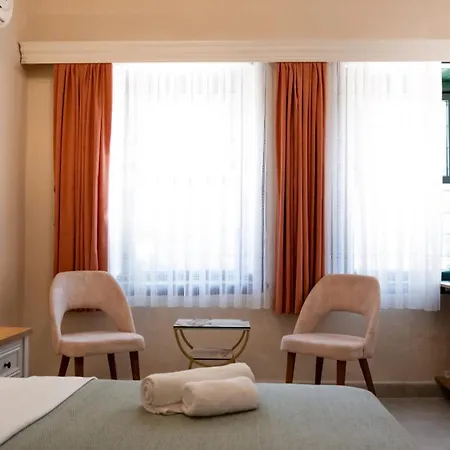 Garden Palace Boutique 2* Kuşadası